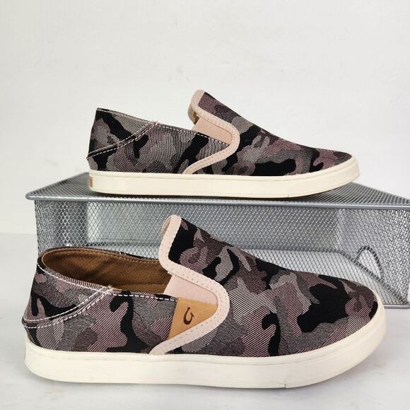 OluKai Pehuea Pa'i Sneaker Slip On Womens Size 7 Soft Pink Camo - Picture 1 of 12